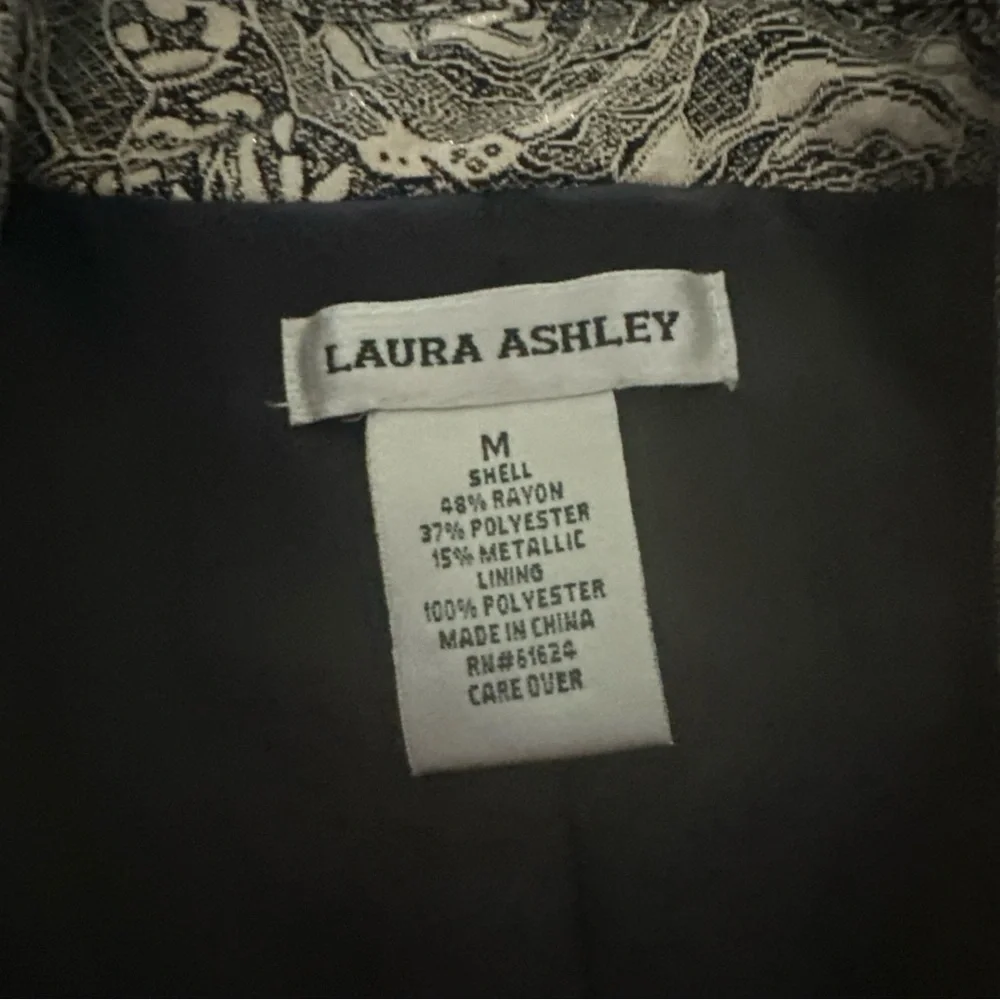 Laura Ashley Blazer Tapestry Jacket Womens M Floral‎ Black Gold Party Office - Picture 2 of 8